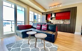Front Street Suites